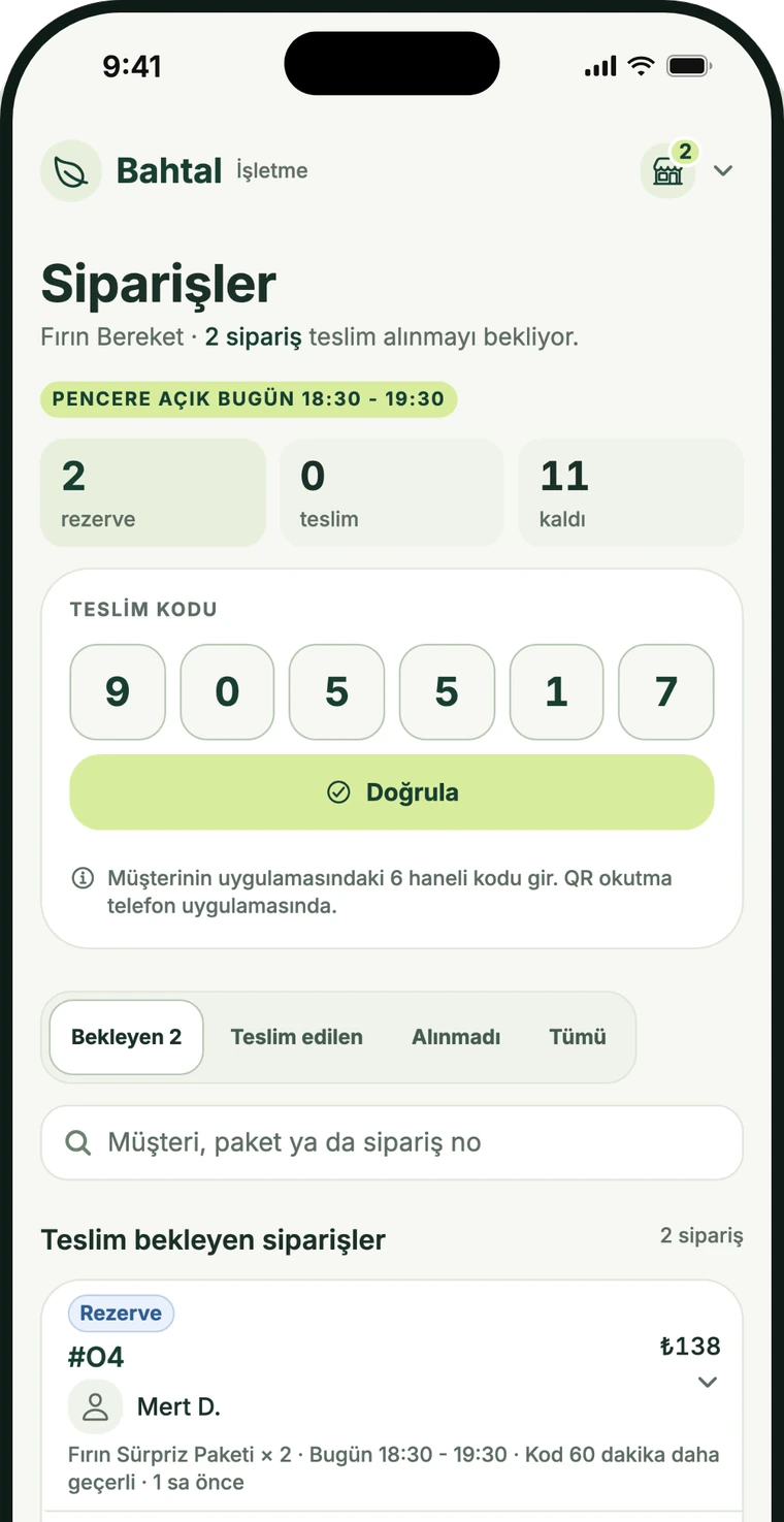 Bahtal Partner uygulamasında Siparişler ekranı: teslim kodu alanı ve teslim bekleyen siparişler